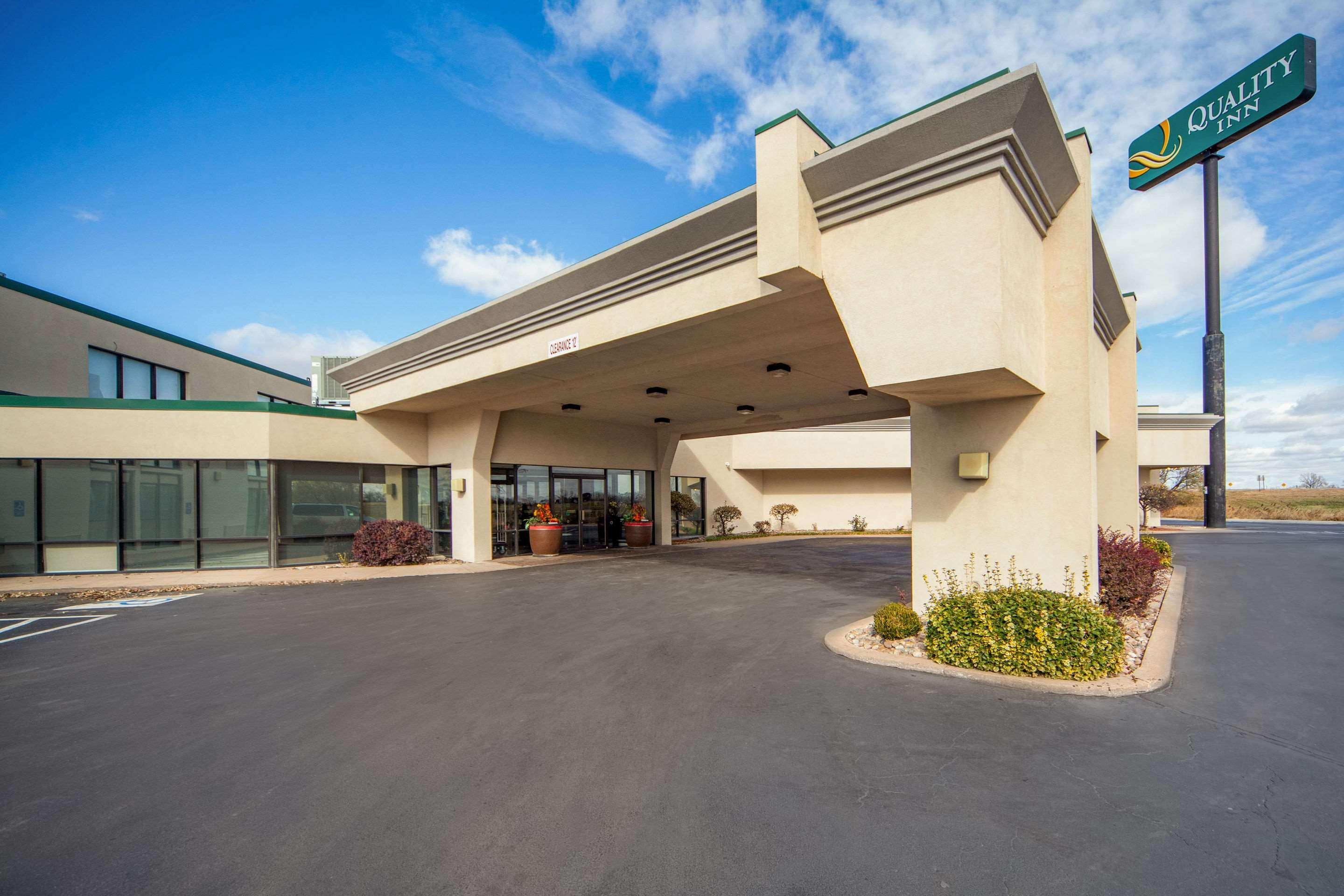 Quality Inn And Conference Center I-80 Grand Island Doniphan Exterior foto